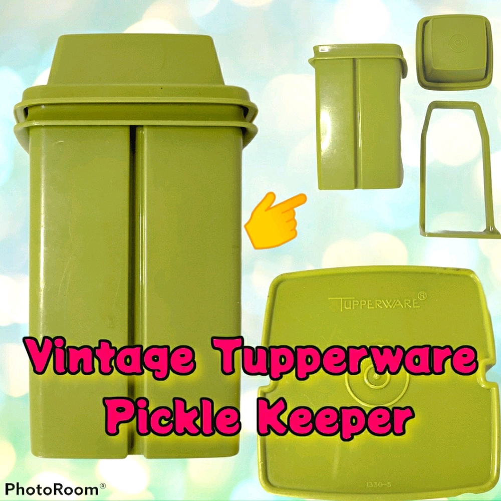 Vintage Tupperware Pickle/Olive/Pepper Keeper